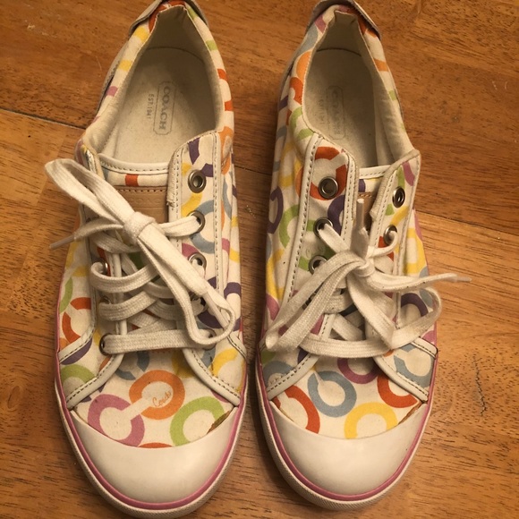Coach sneakers very good cond cute size 9.5 NICE - Picture 1 of 8